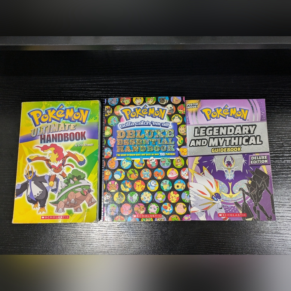 Pokemon Ultimate Deluxe Handbook and Guide to all Pokemon w/ poster- Scholastic
